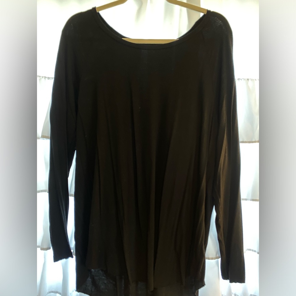 Large AE long sleeve shirt